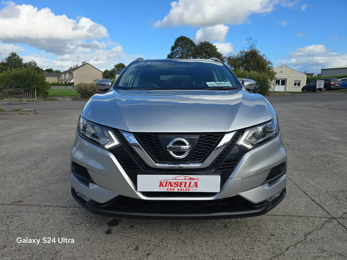 Nissan Qashqai 1.5 dct se AUTOMATIC - Image 2