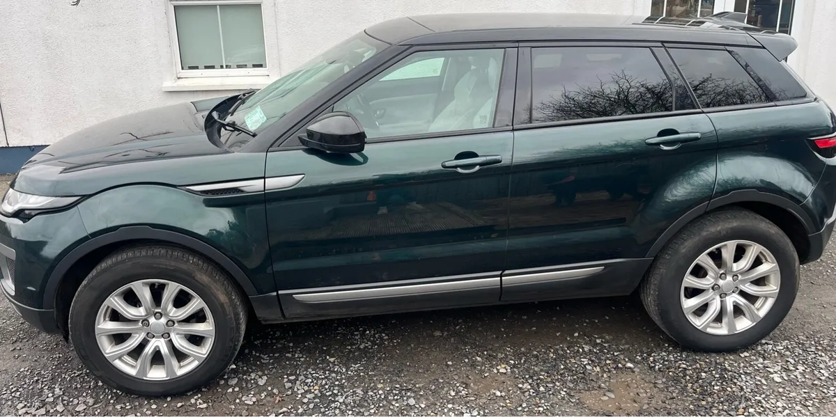 2018 Range Rover Evoque - Manual -Panormaic roof - Image 1