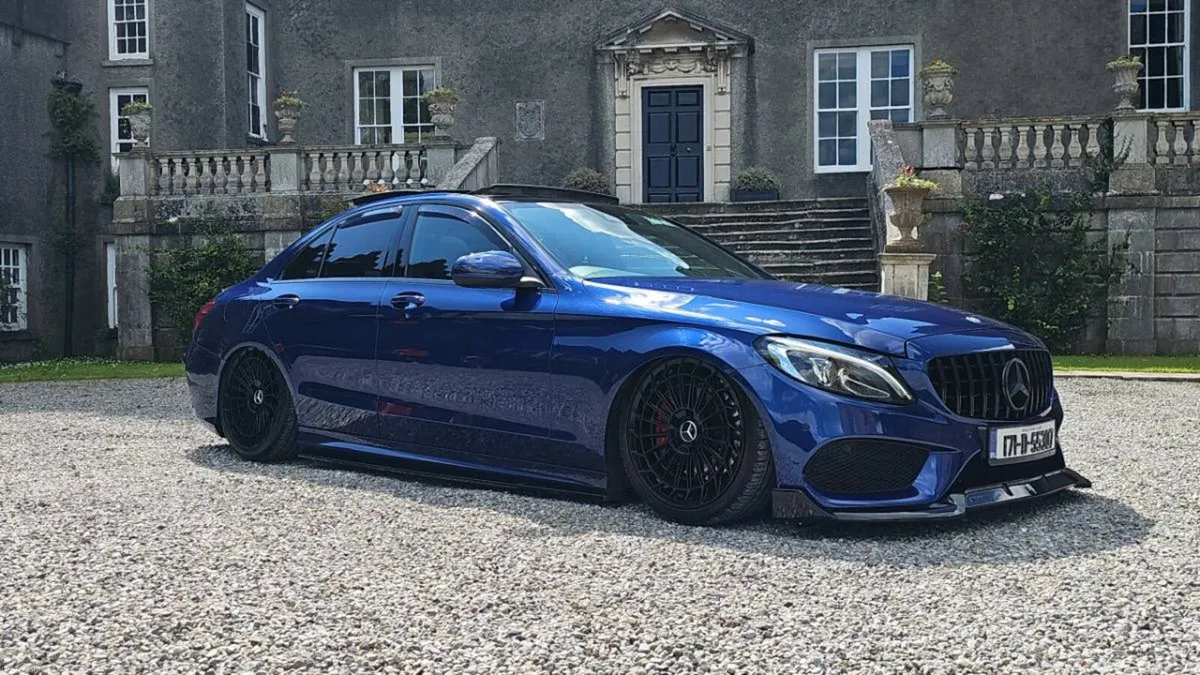 Mercedes Benz C Class C250 AMG line premium plus - Image 3