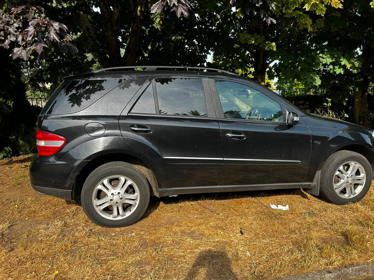 Mercedes ml 320 5seater crew cab 333tax mint - Image 3