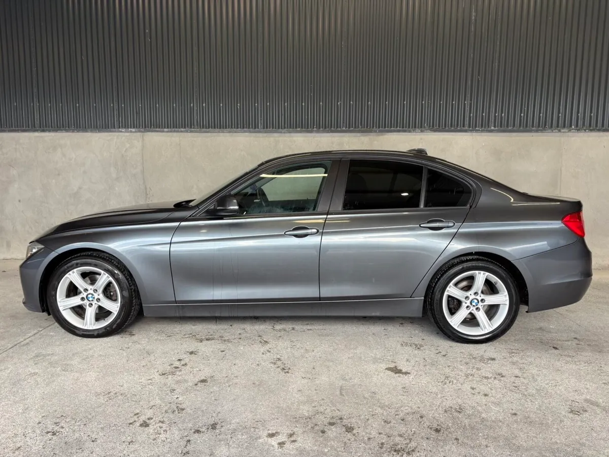 BMW 3 series 318d - Image 3