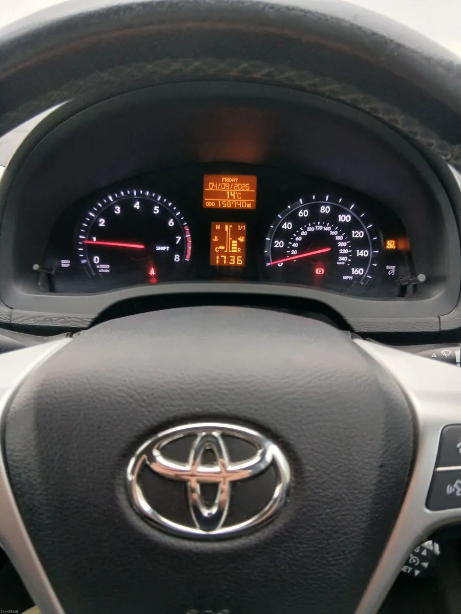 Toyota Avensis 2012 - Image 3