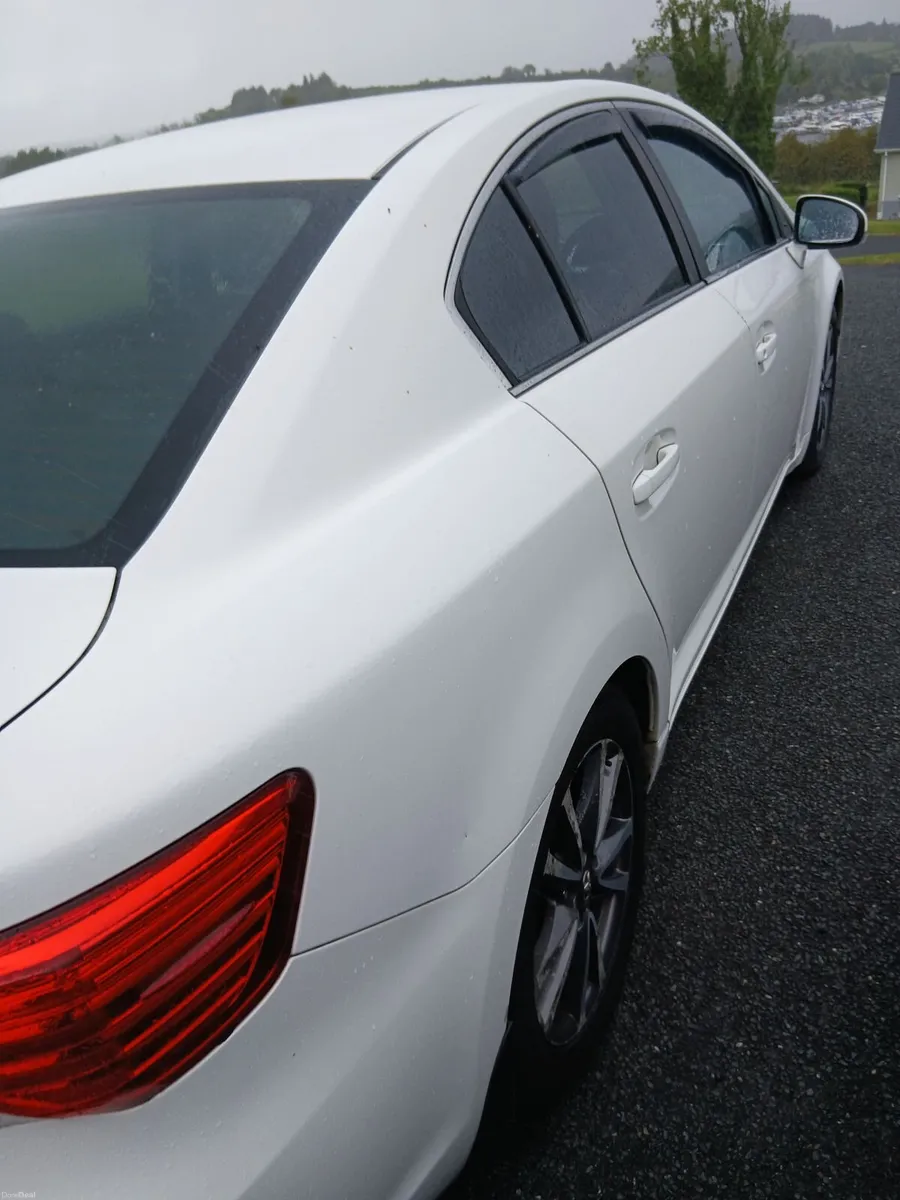 Toyota Avensis 2012 - Image 4