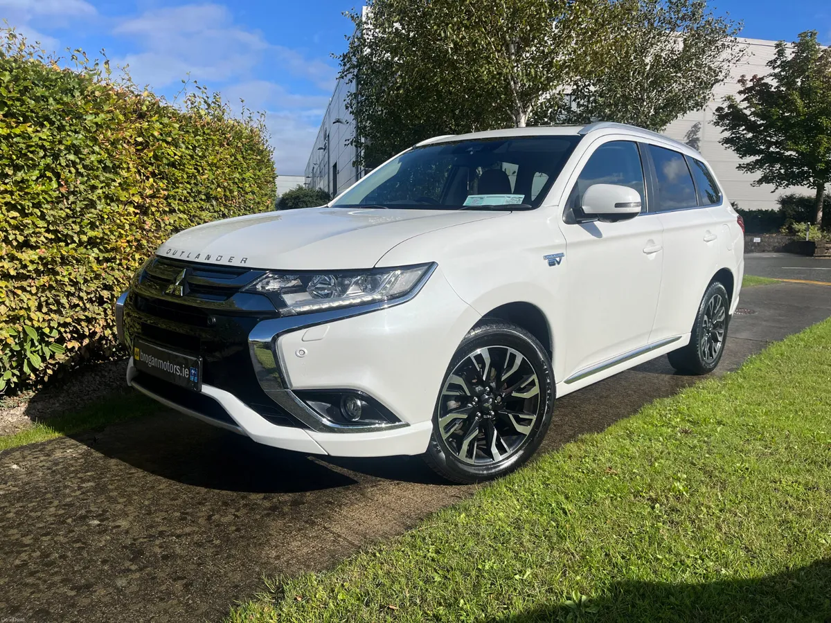 Mitsubishi Outlander 2017 5HS PHEV 200BHP 5DR AUTO - Image 4