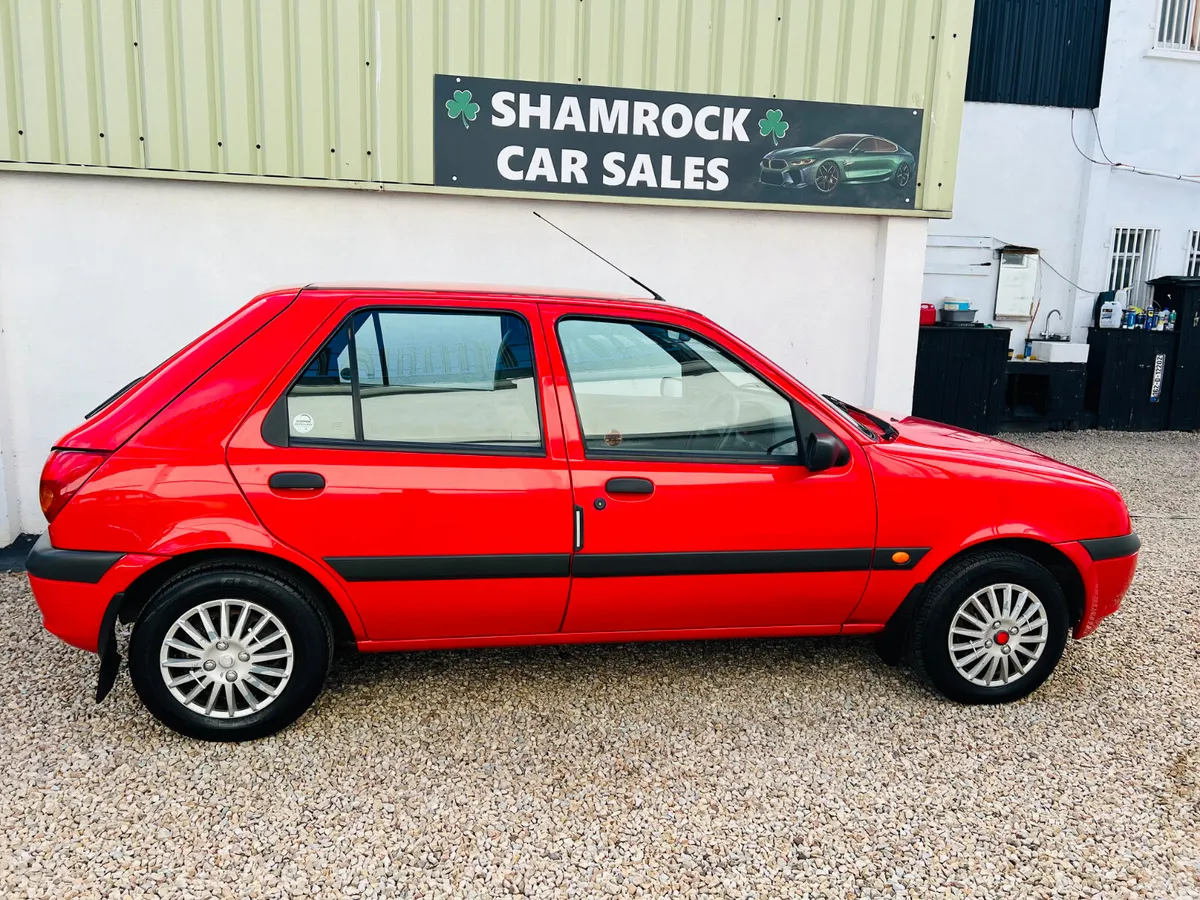2000 Ford Fiesta 1.2 **1 owner**only 28k miles** - Image 5