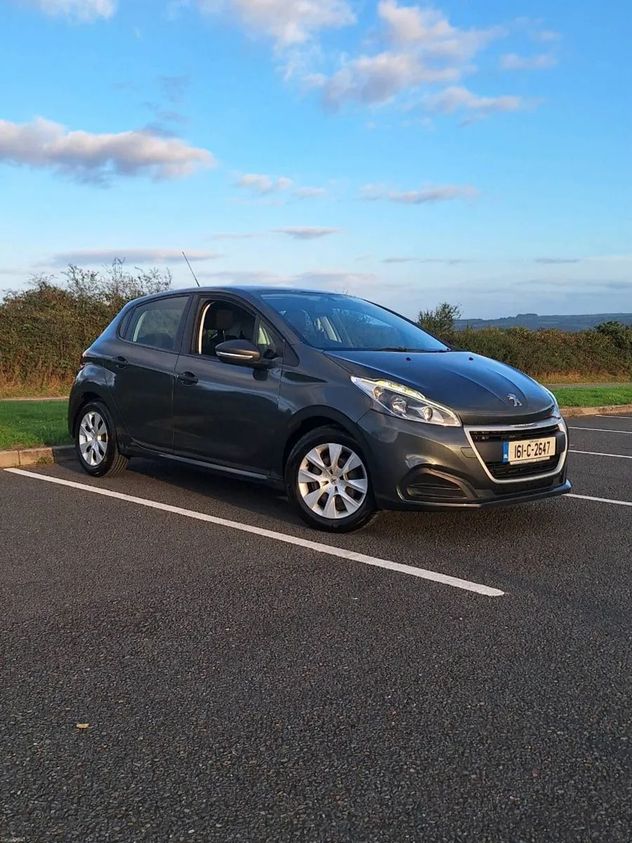 PEUGEOT 208 DIESEL "LOW KMS" - Image 4