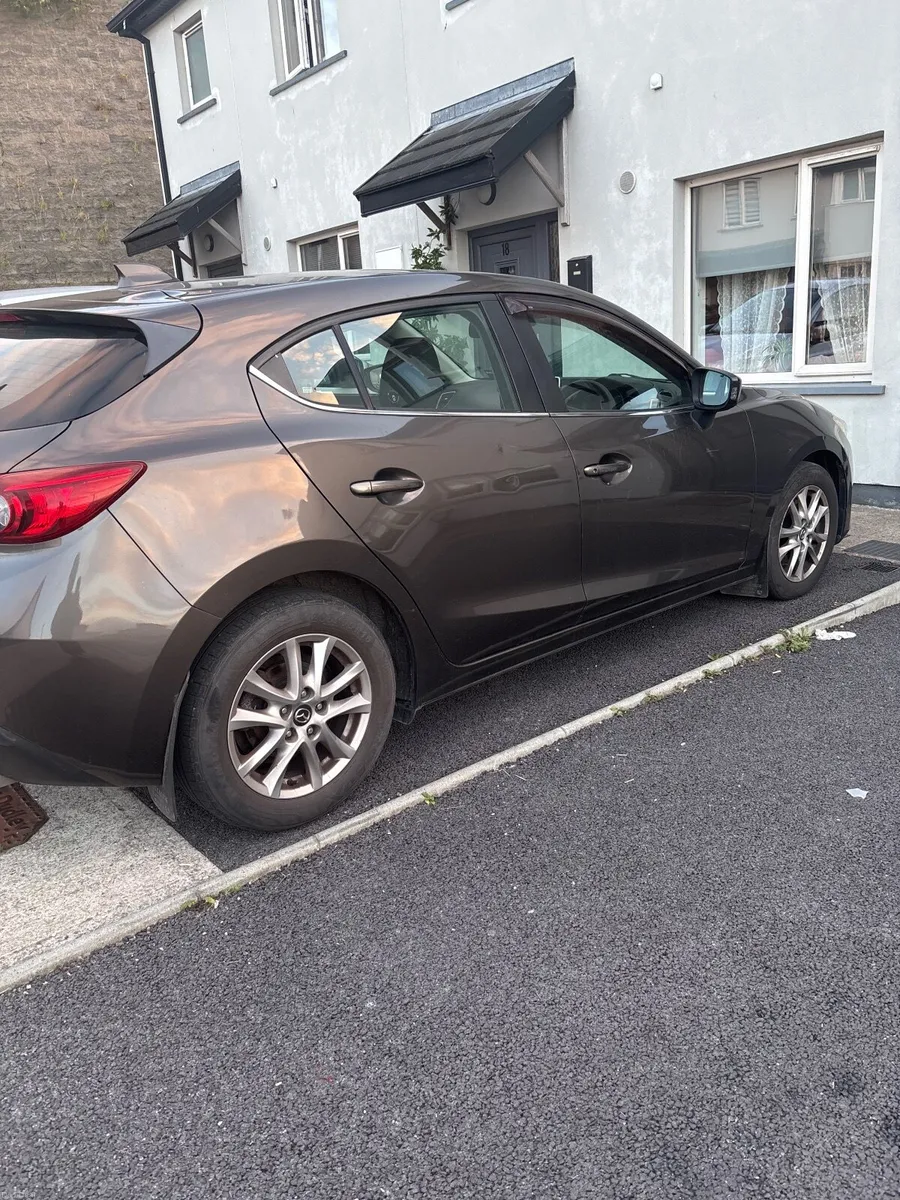 Mazda Mazda3 2015 - Image 4