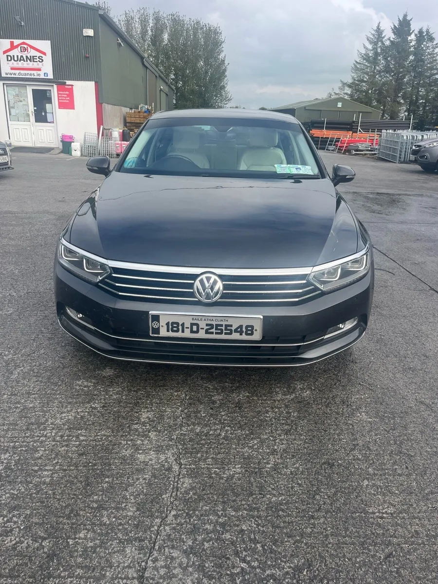 2018 Volkswagen Passat GT line - Image 3