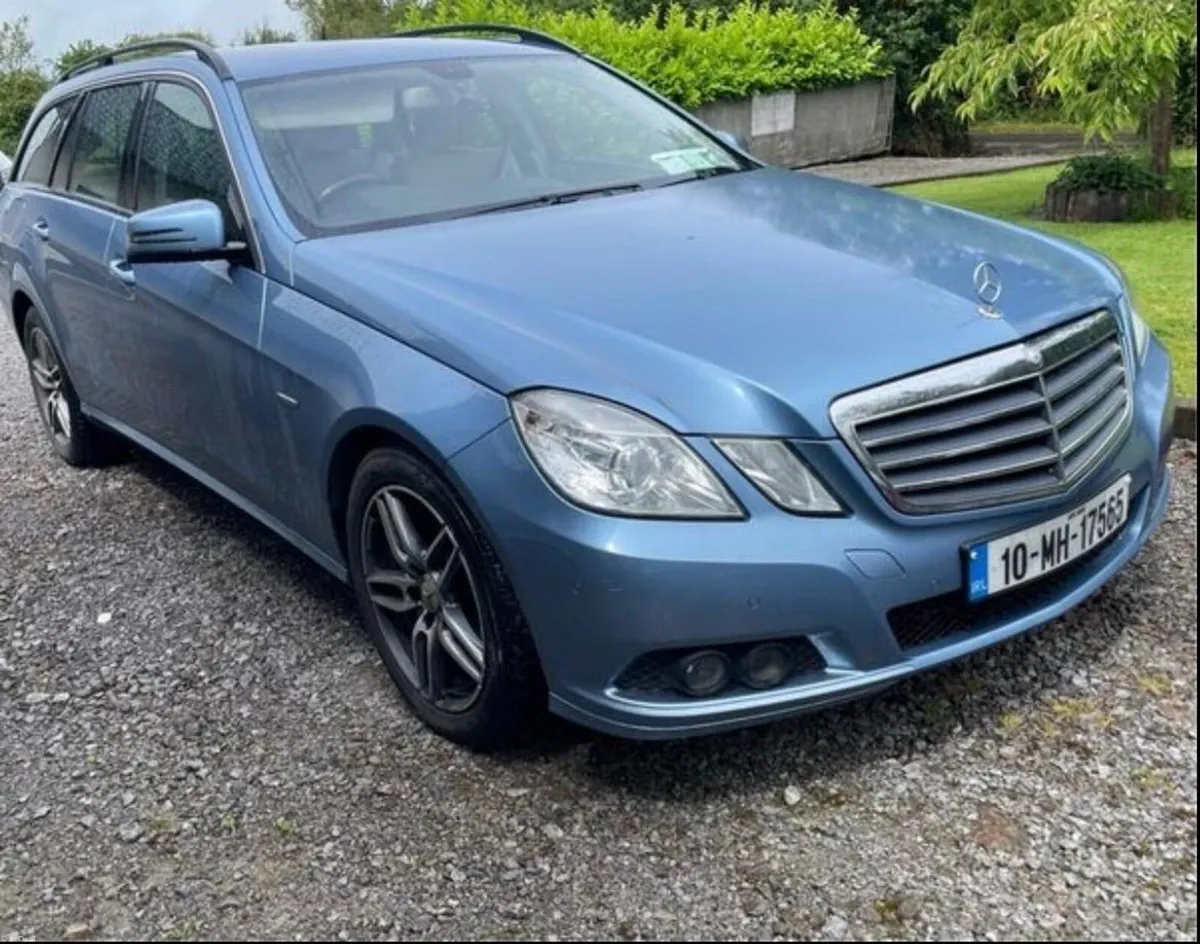 Mercedes E220 CDI Twin Turbo - Image 1