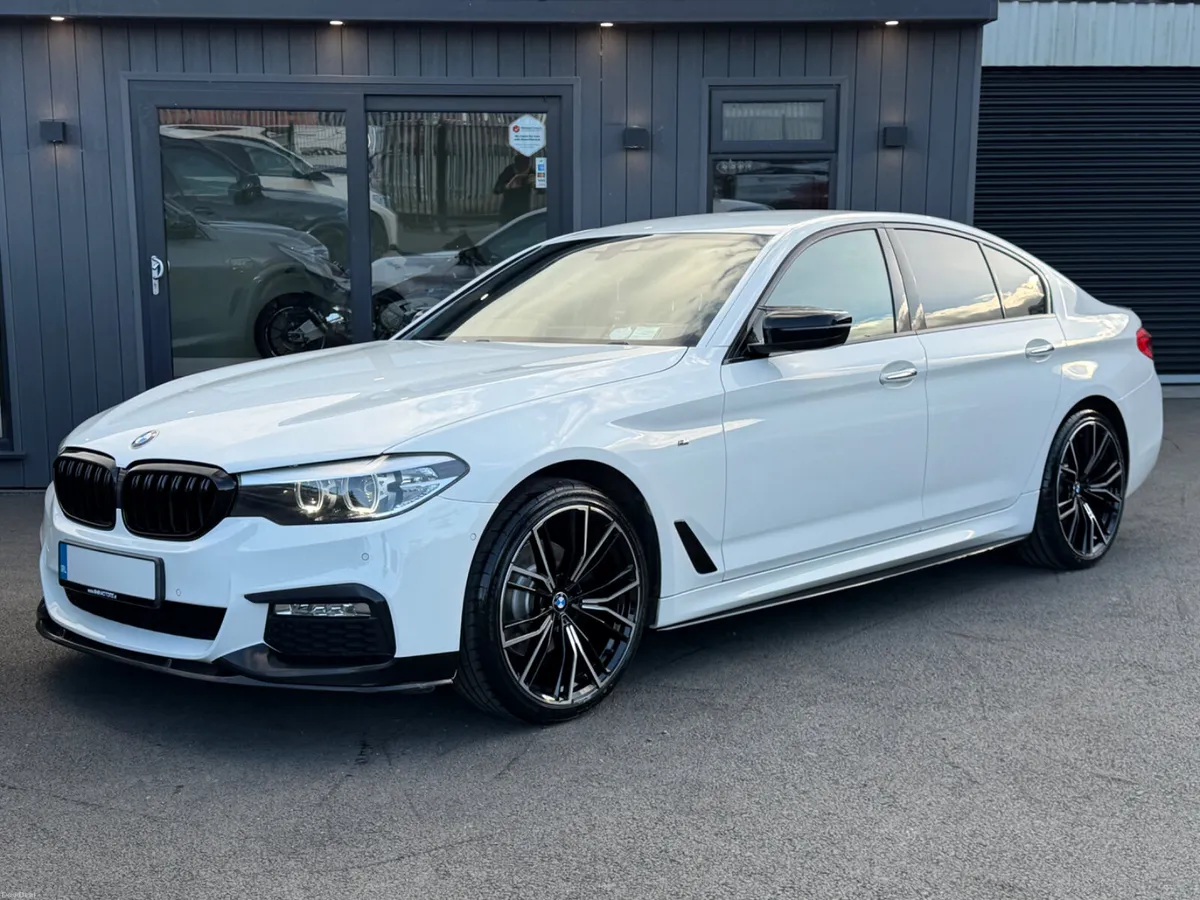 2017/171 BMW 520D G30 MSPORT - Image 1