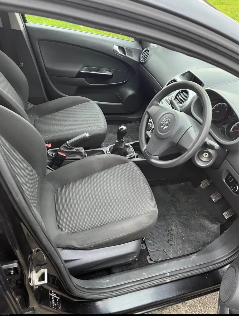 Vauxhall Corsa 2012 - Image 4