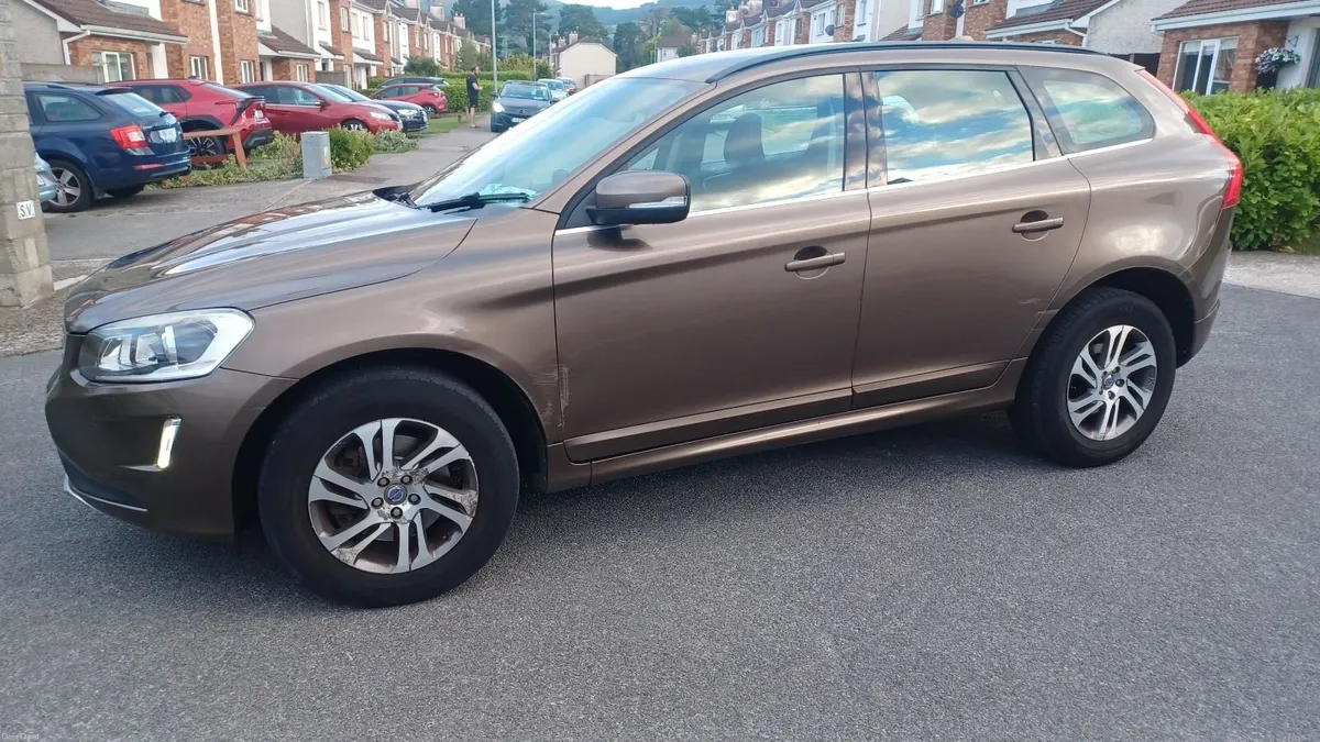 2014 Volvo XC60.. NCT 11/26 ..TAX 3/27 - Image 1