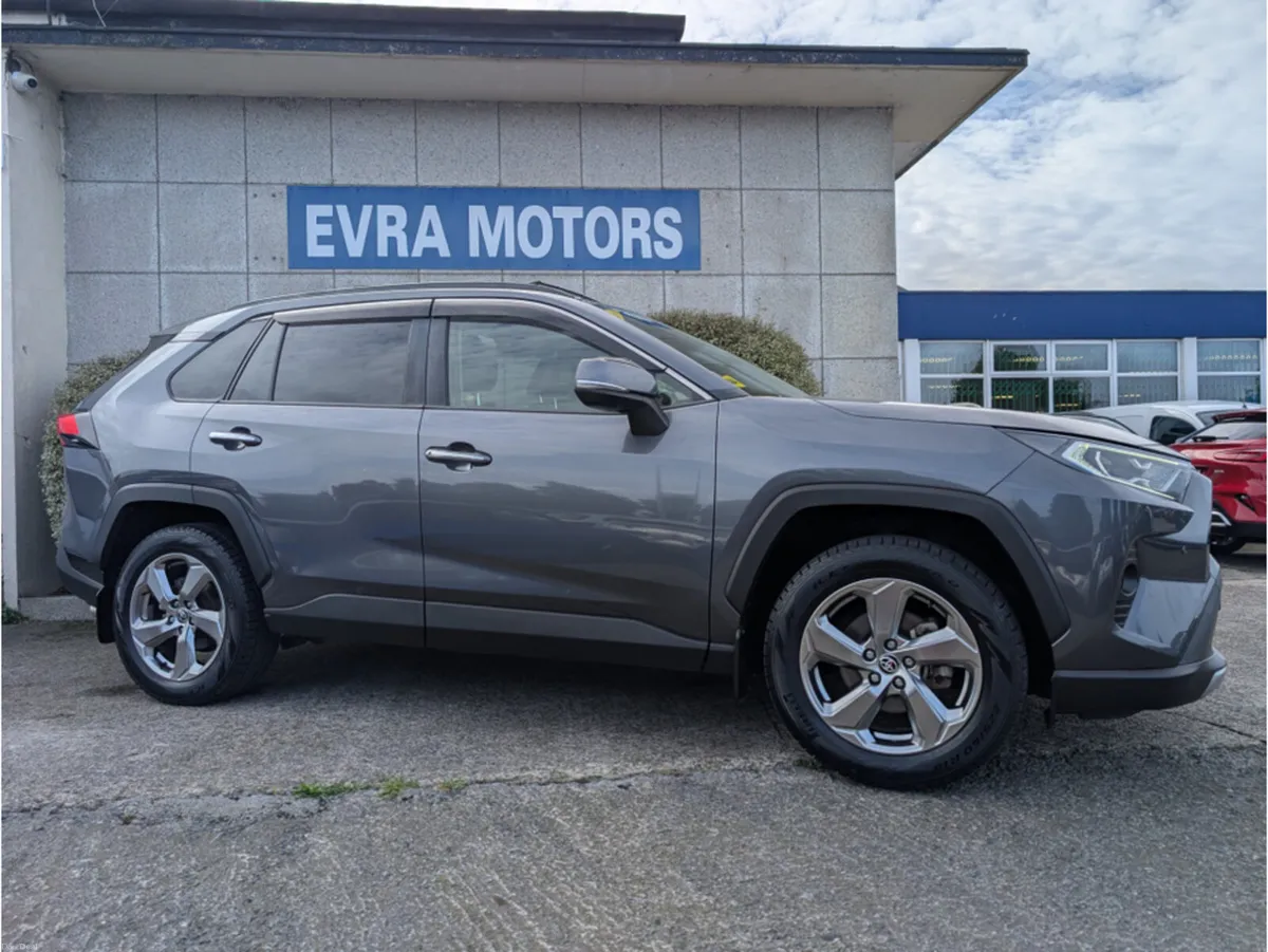 Toyota RAV4 G 4WD HYBRID AUTOMATIC 2.5 PETROL //HI - Image 3
