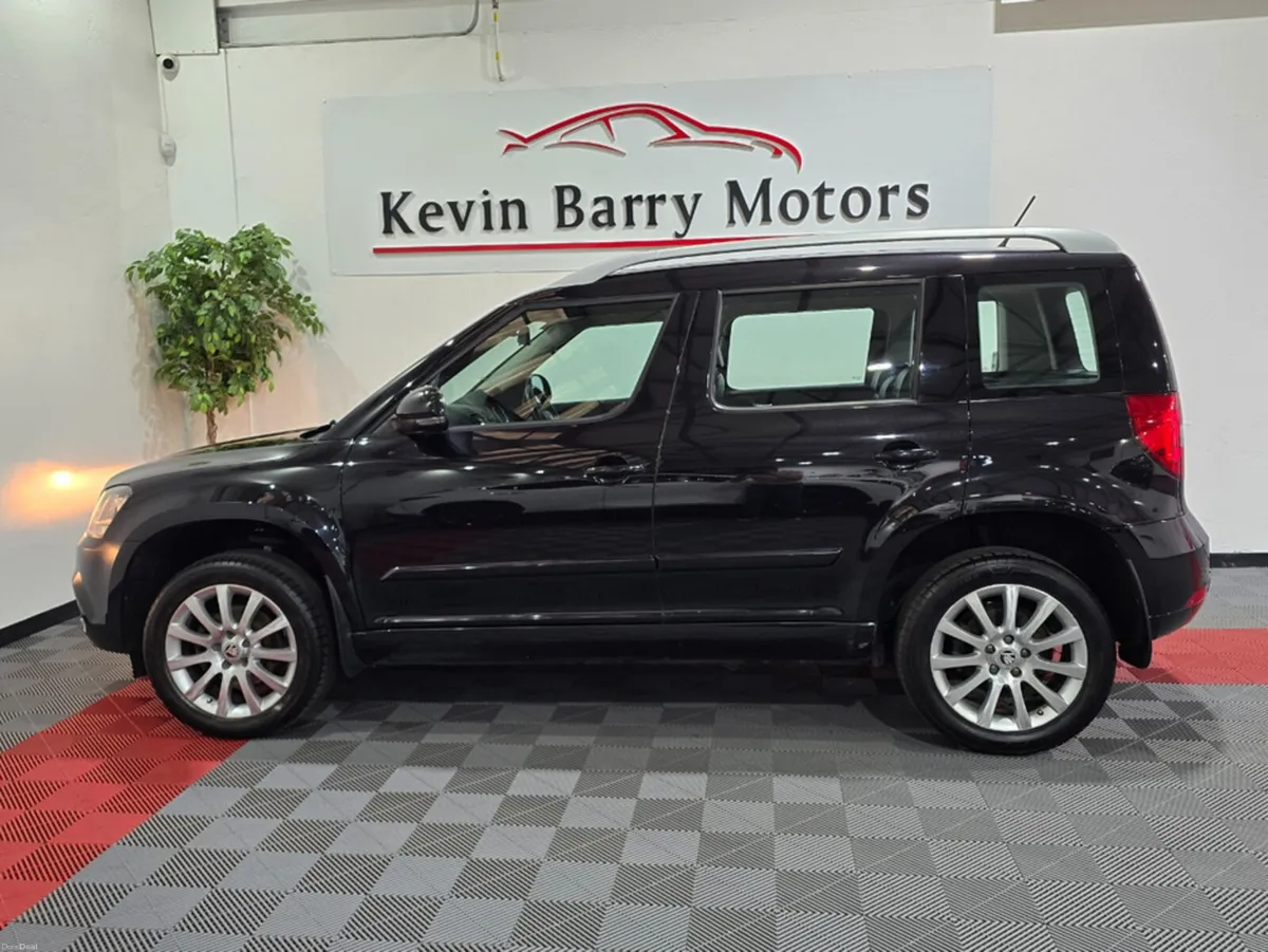 Skoda Yeti 2.0TDi ELEGANCE (4X4) 140BHP 6 SPEED MA - Image 5