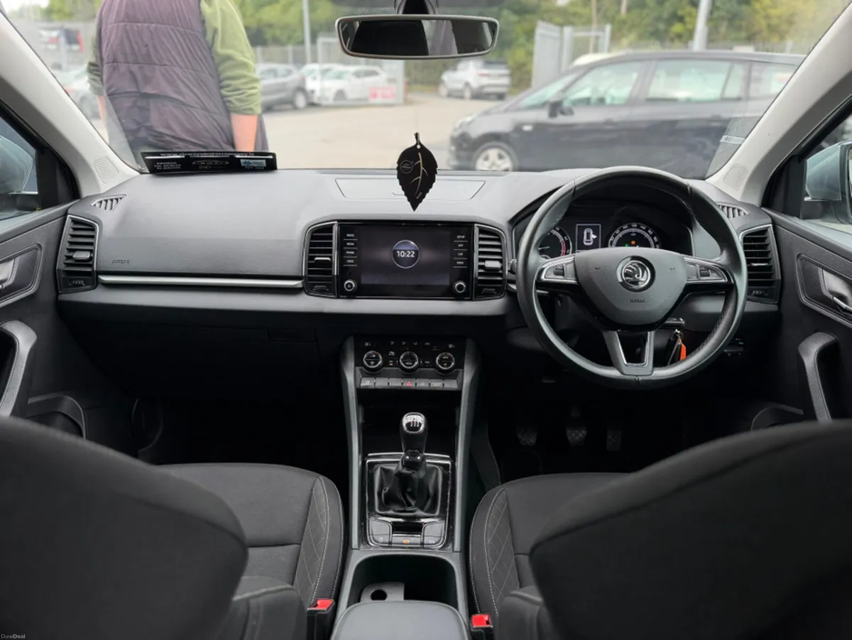 Skoda Karoq 1.0 TSI AMBITION 5DR - LOW KMS - Image 3