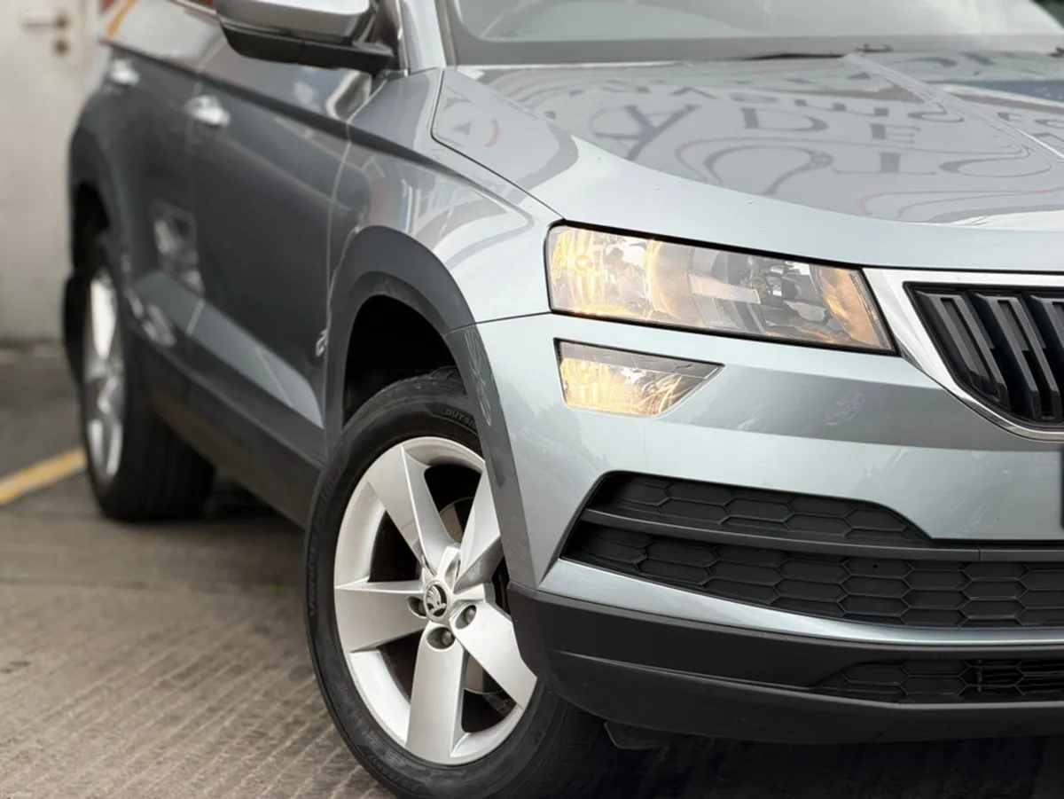 Skoda Karoq 1.0 TSI AMBITION 5DR - LOW KMS - Image 5