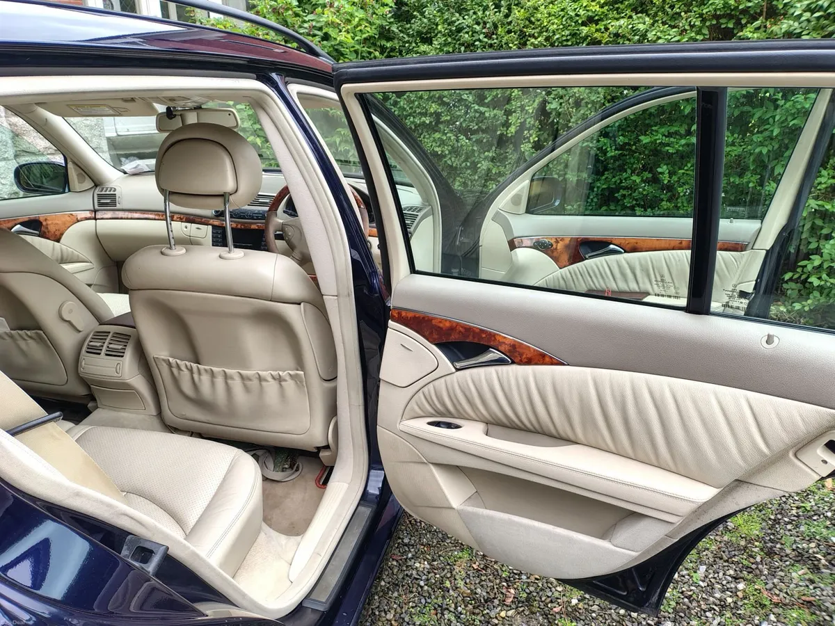 Mercedes-Benz E-Class 270 CDI Estate - Image 5