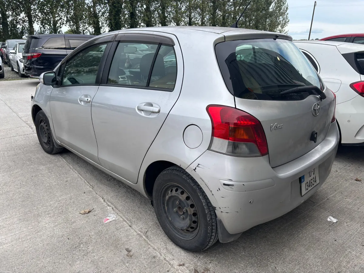 €2222 Toyota Vitz 2010 automatic €2222 - Image 2
