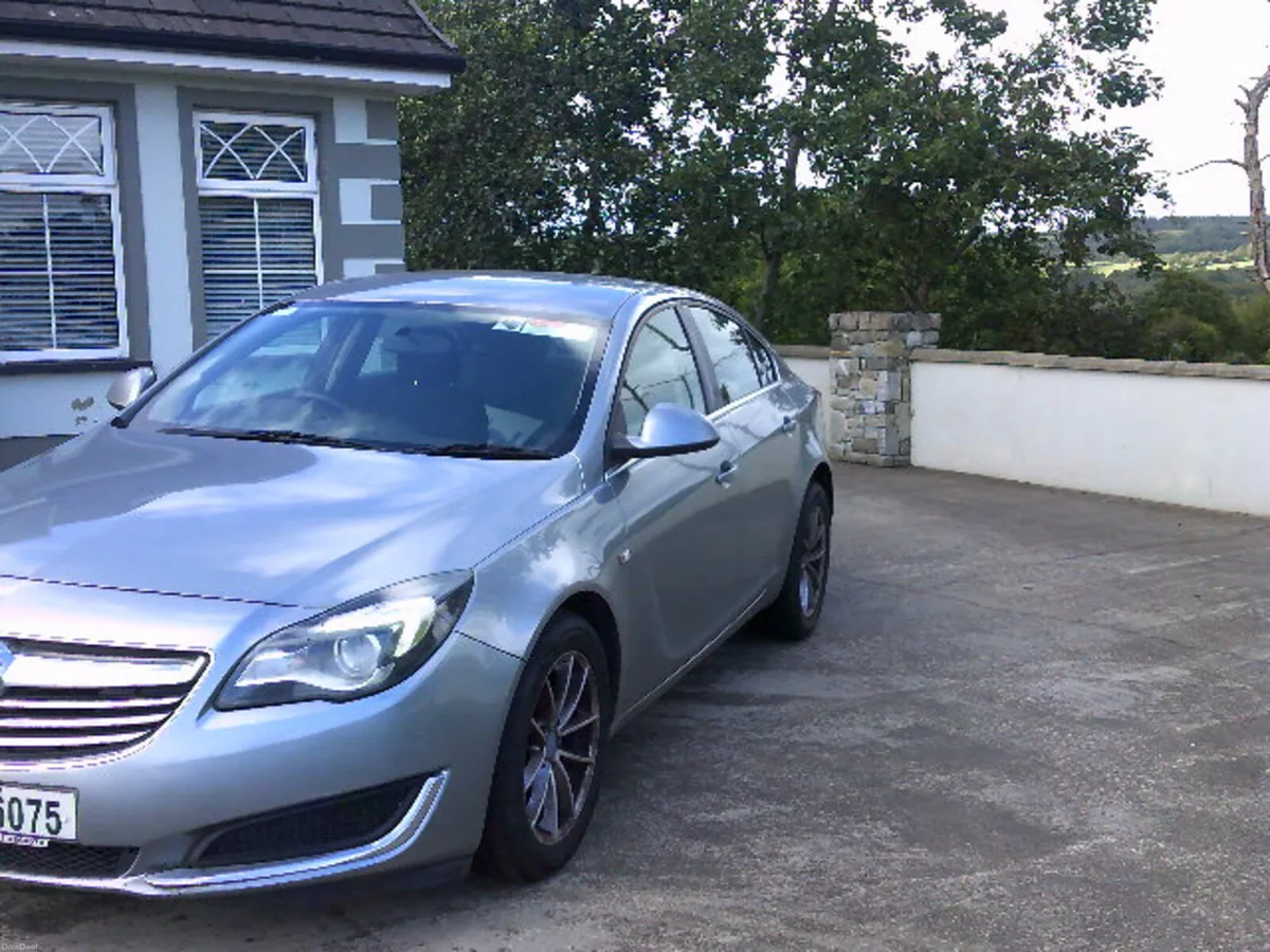 Vauxhall Insignia 2013--TAX & NCT TE 2027 - Image 3