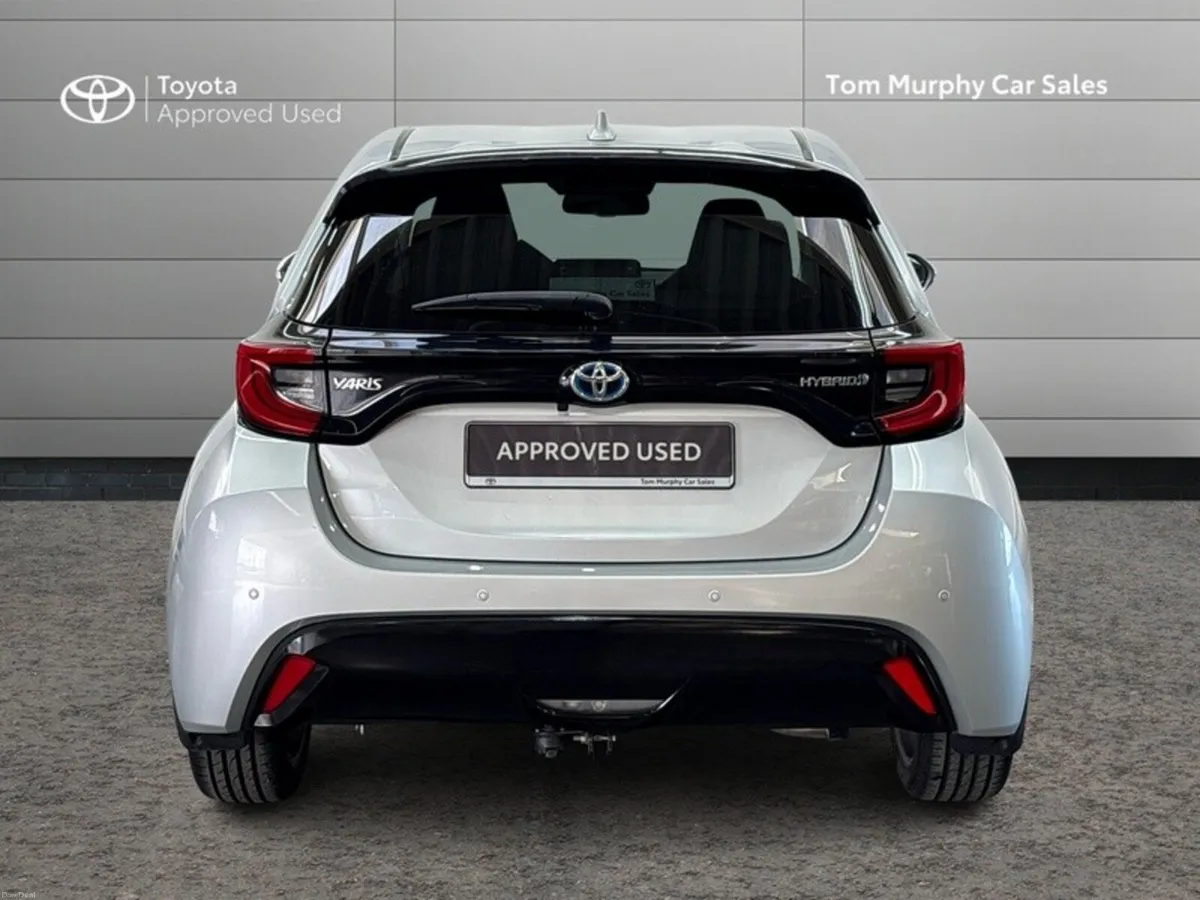 Toyota Yaris YARIS HYBRID PLATINUM - TOP SPEC - IR - Image 4