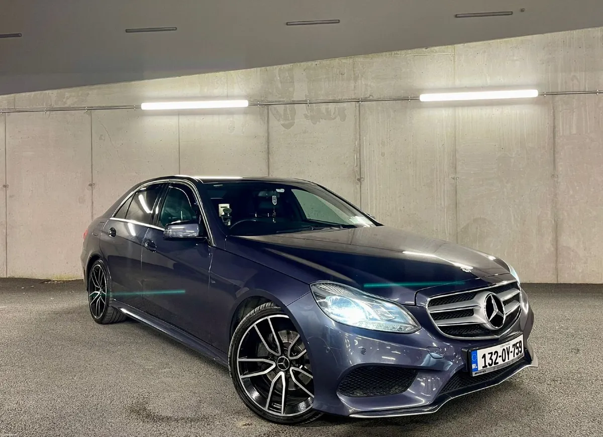 Mercedes-Benz E-Class 2013 AMG Sport. - Image 3