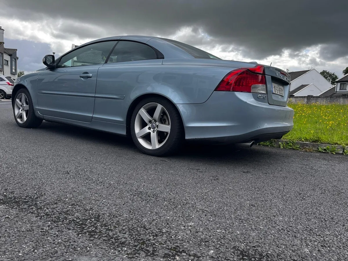 C70 D4 - Image 4