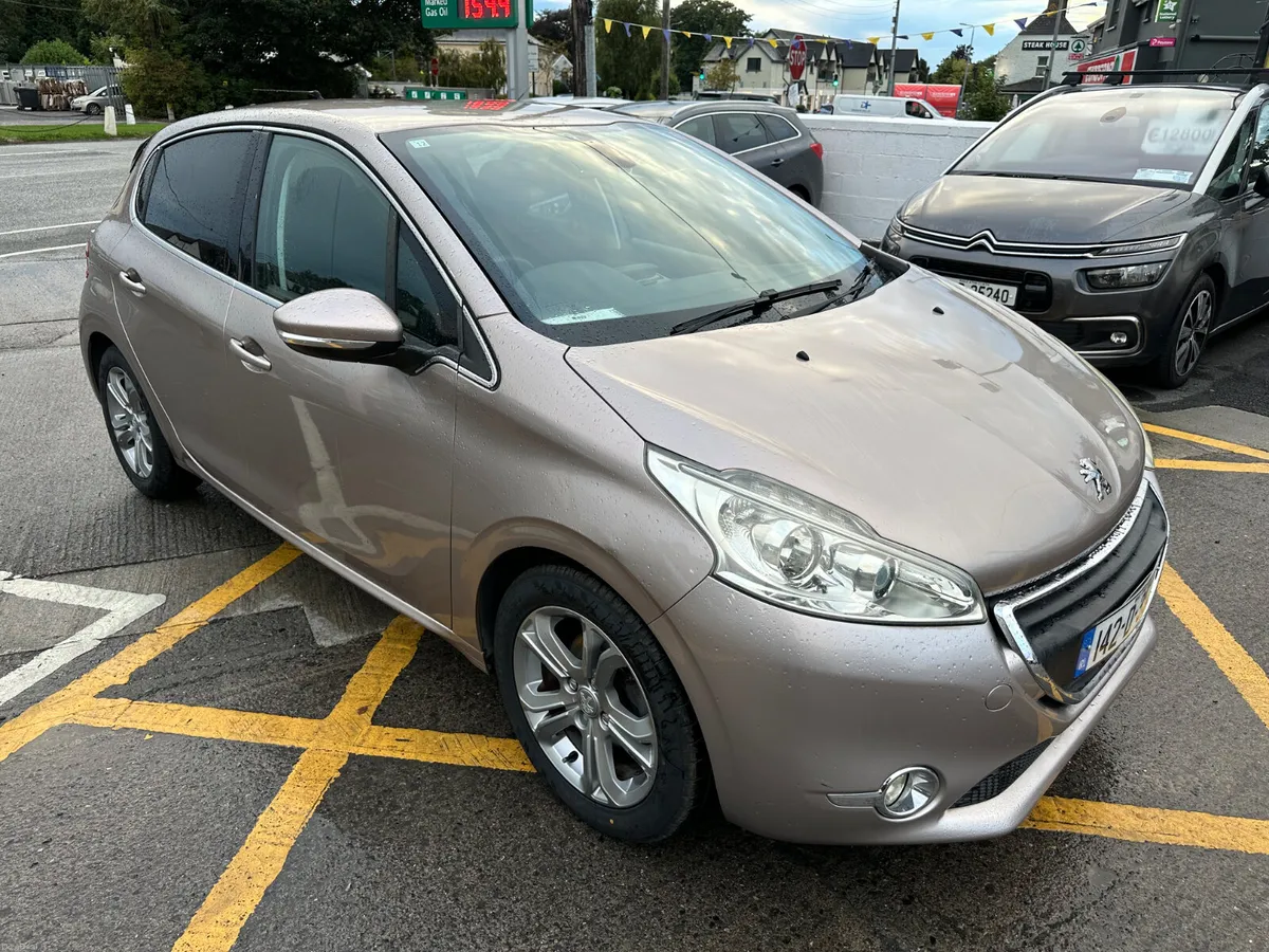 Peugeot 208 2014 1.2 VTI 82 bhp Access - Image 6