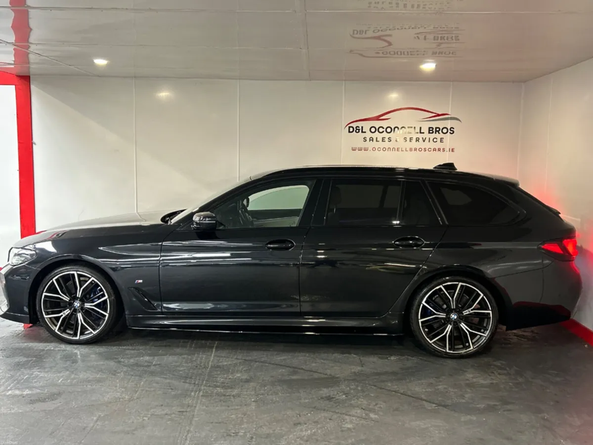 BMW 5-Series G31 M SPORT MHEV AUTO 520 D TOURING - Image 6