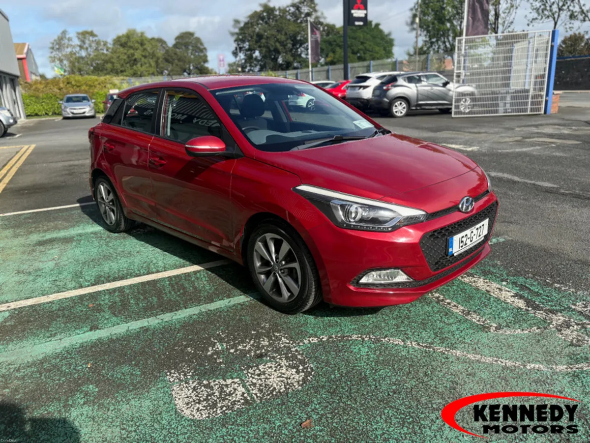 Hyundai i20 PETROL DELUXE 5DR - Image 4