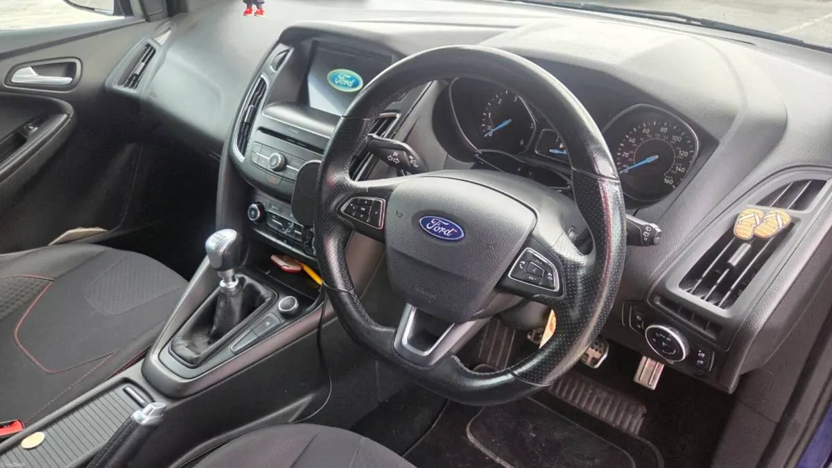 Ford Focus STLine 1.5 Diesel - Image 5