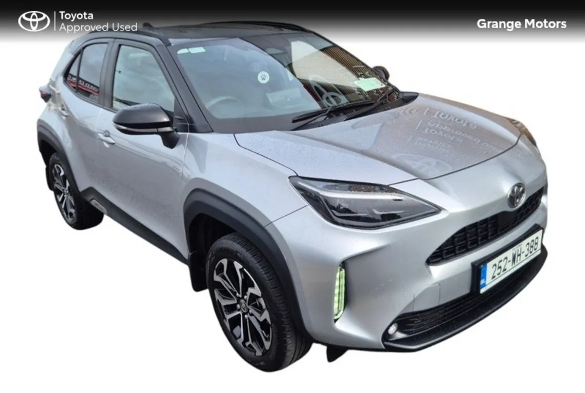 Toyota Yaris Cross 1.5 LUNA SPORT BI-TONE 5DR - Image 1