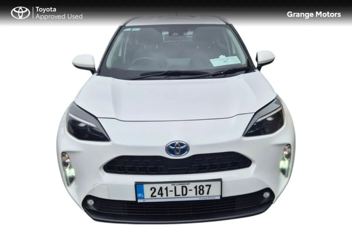Toyota Yaris Cross 1.5 HYBRID LUNA 5DR - Image 6