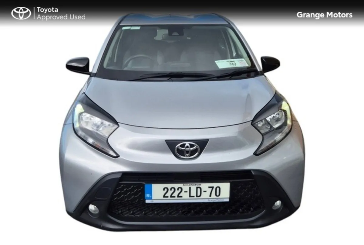 Toyota Aygo X 1.0LTR 5DR PULSE**GENUINE LOW MILEAG - Image 4