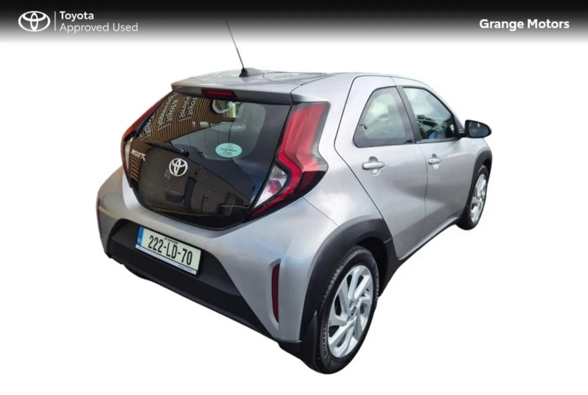 Toyota Aygo X 1.0LTR 5DR PULSE**GENUINE LOW MILEAG - Image 2