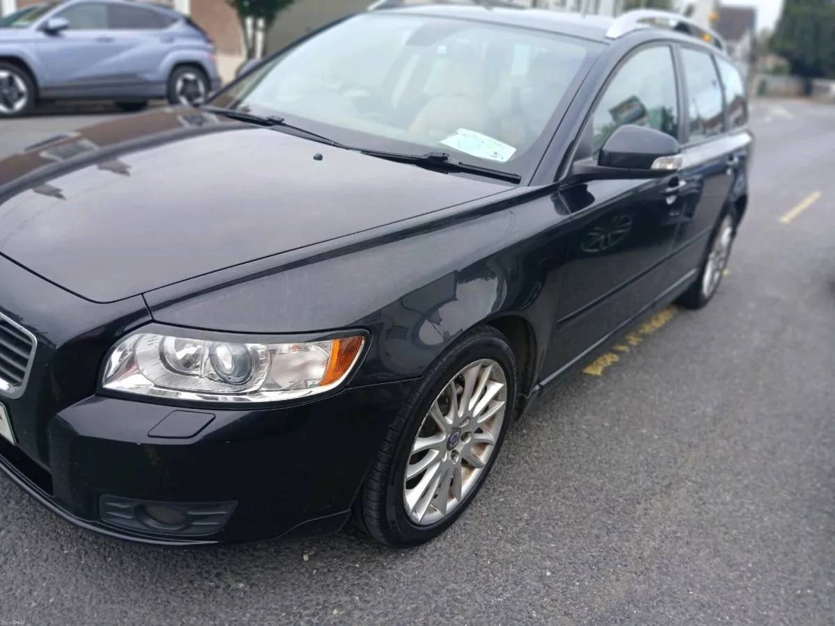 VOLVO V50 (11)1.6 DIESEL EST NEW NCT 12/10/27 - Image 2