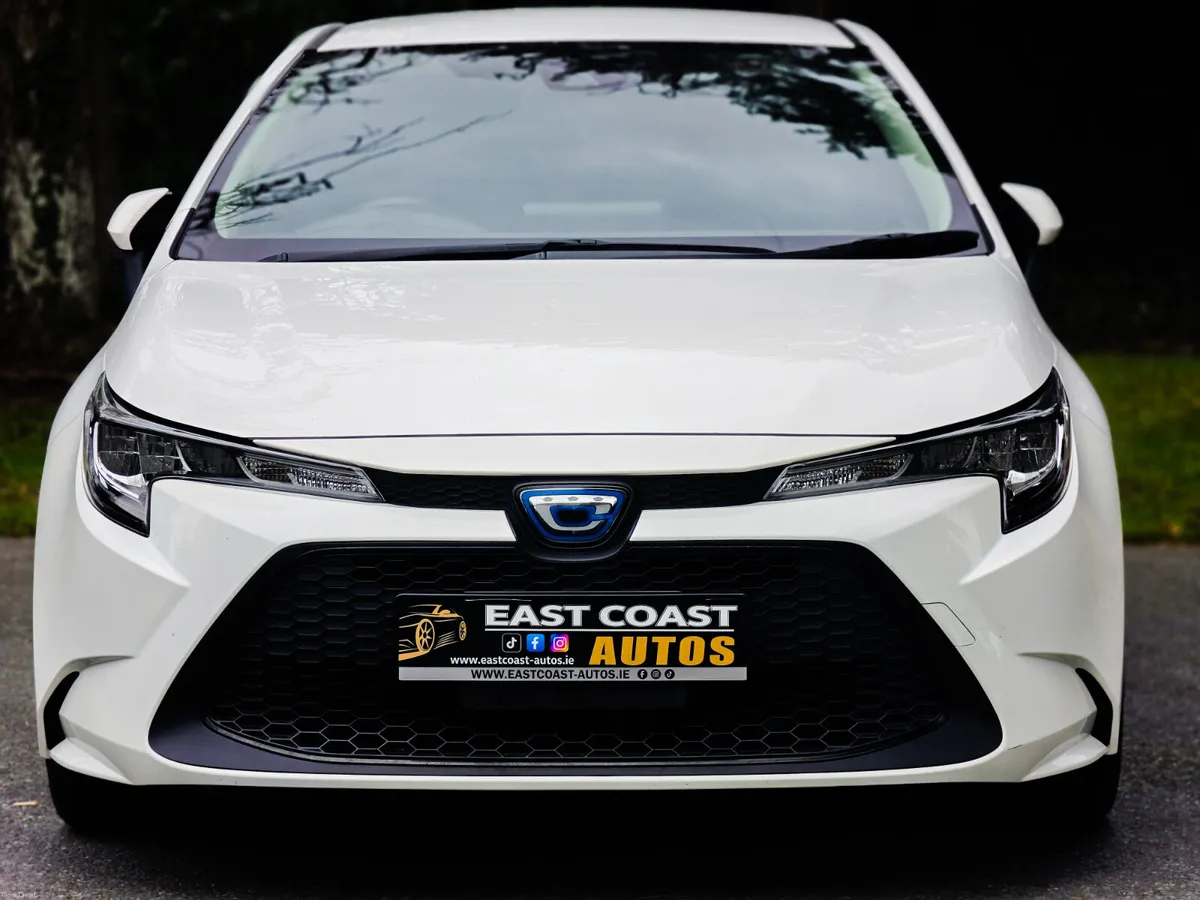 2021 Toyota Corolla 1.8 Petrol Hybrid Touring Sprt - Image 4