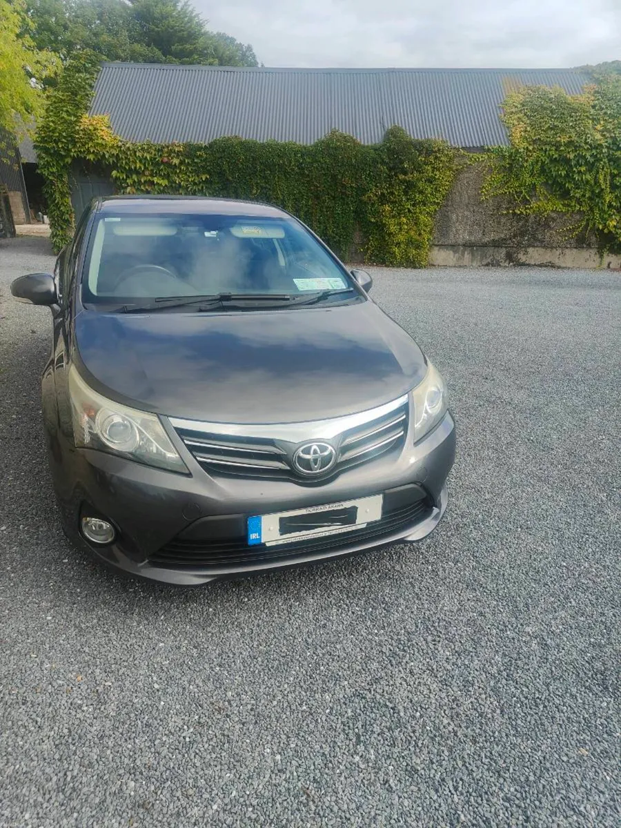 142 Toyota Avensis strada - Image 1