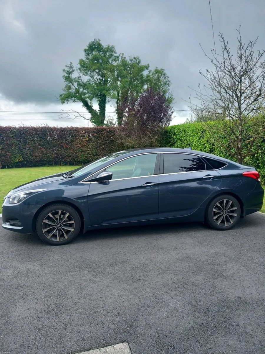 Hyundai I40 Executive plus - Image 1