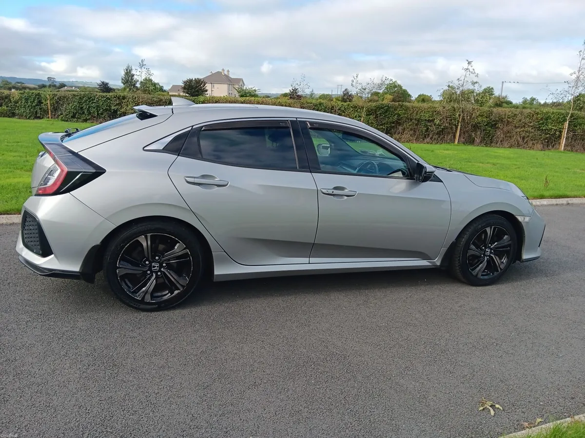 Honda Civic Premium Model - Image 2