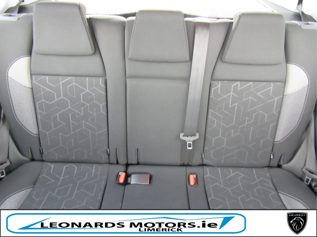 191 Peugeot 2008 Active 1.5D 100bhp 6-Speed - Image 6