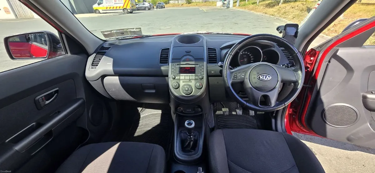 Kia Soul 2010 - Image 2