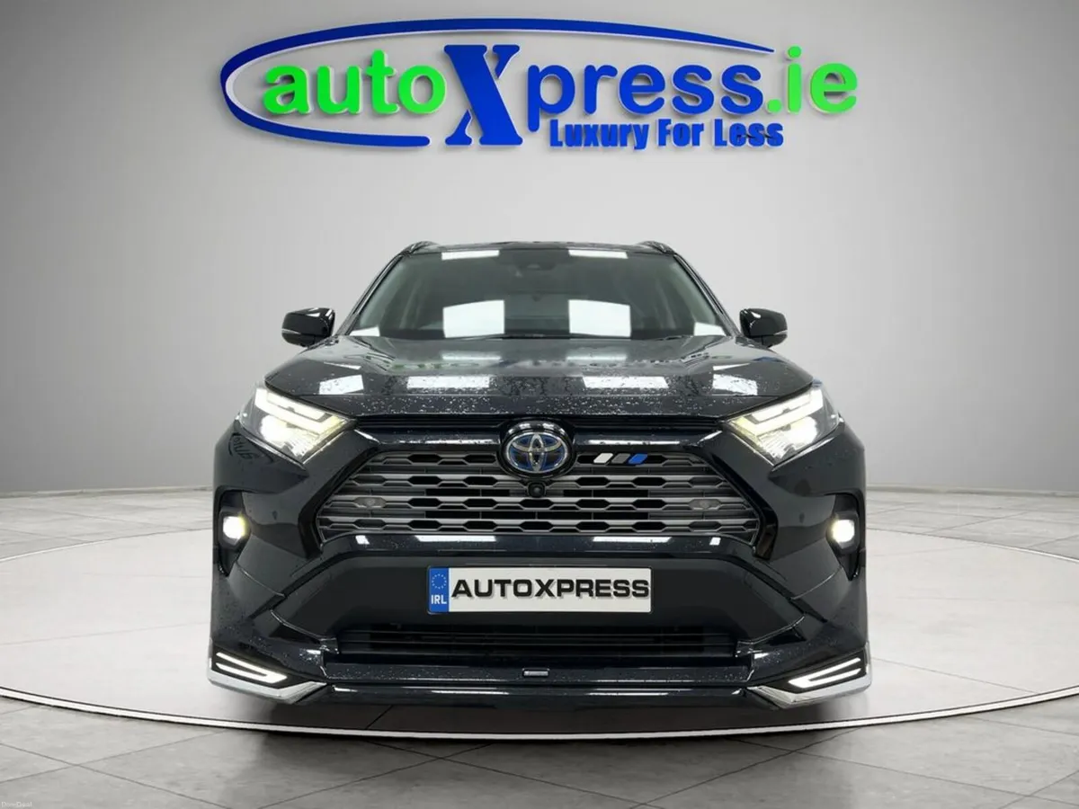 Toyota RAV4 4WD HYBRID G, Low mileage, 360 camera - Image 3