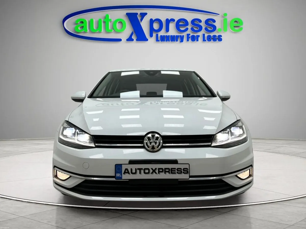 Volkswagen Golf 1.4 TSI HIGH LINE, Low mileage, Re - Image 3