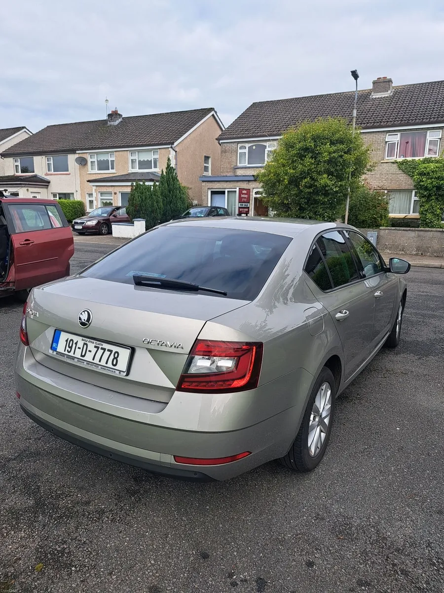 Skoda Octavia 2019 - Image 2