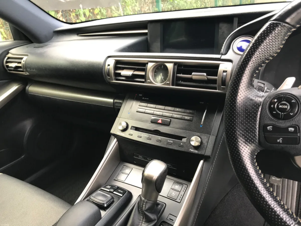 2016 Lexus 300H F-Sport Mode + *LOW KMS* - Image 6