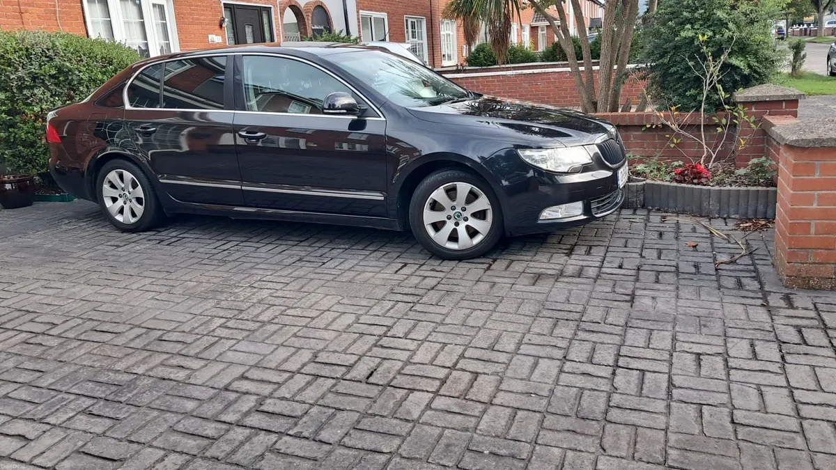 Skoda Superb 2013 1.6 greenline AMBGL NCT - Image 1