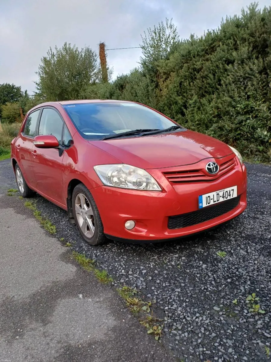 2010 Toyota Auris 1.4 D4D - Image 1