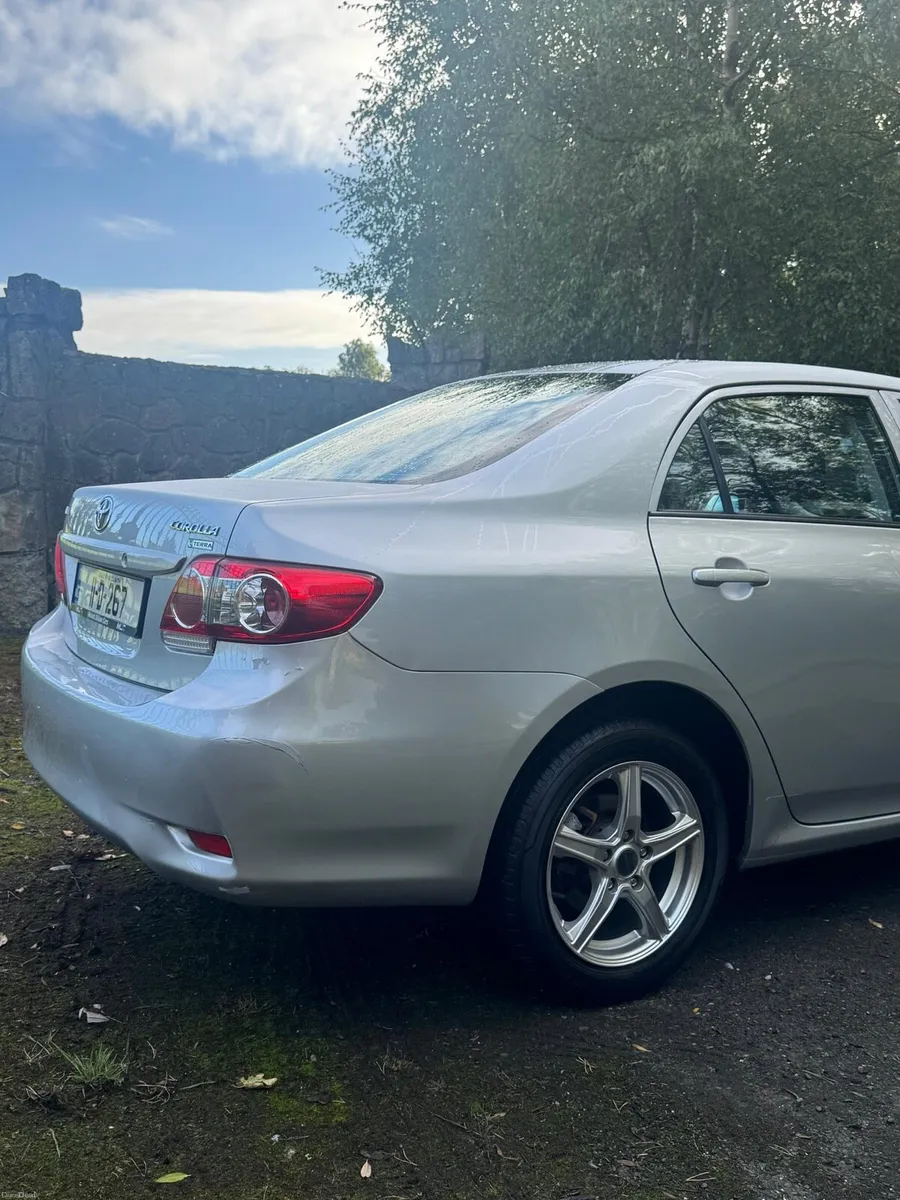 Toyota Corolla - Image 5