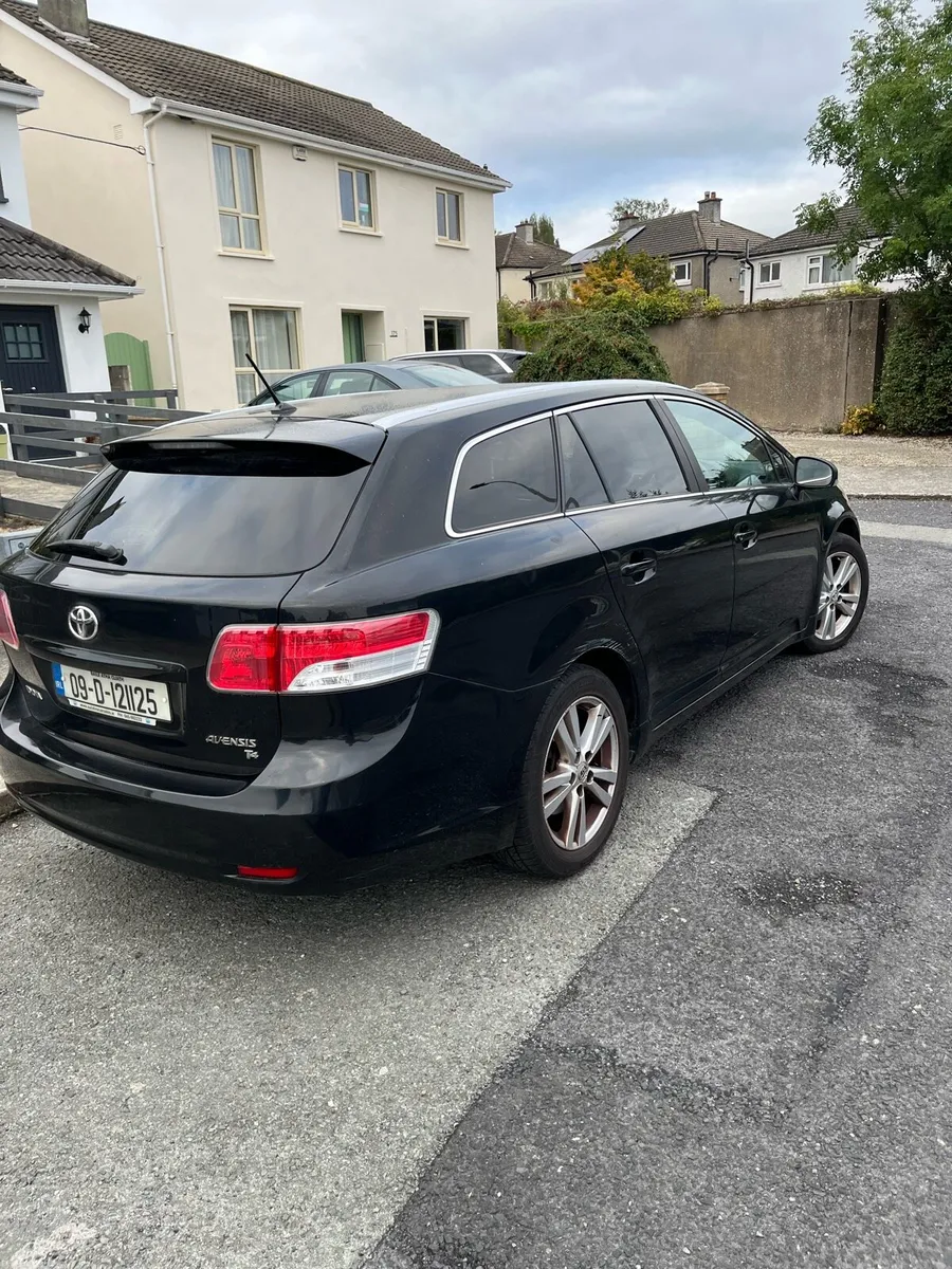 Toyota Avensis  2.0 litre D4D 2009 - Image 4