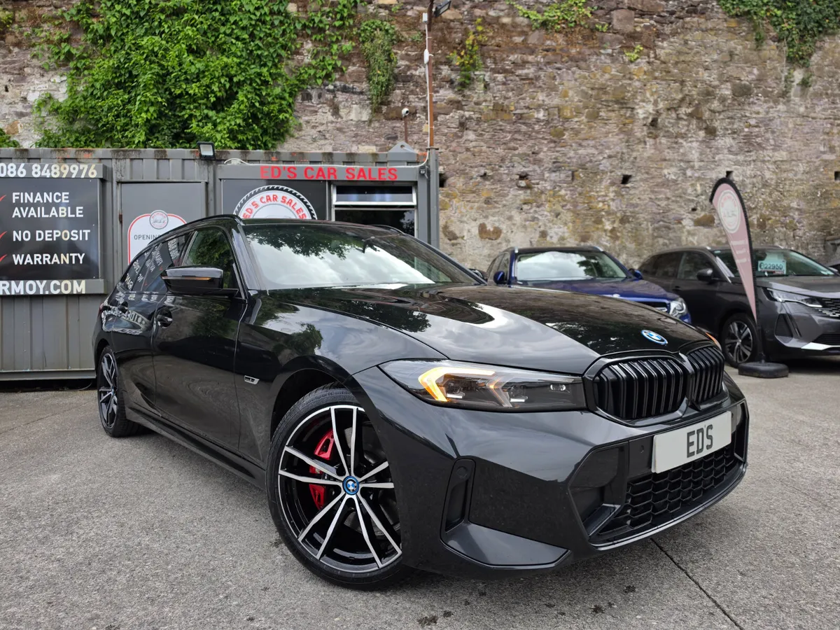 BMW 330e M-Sport Pro Pack Touring 2023 (231) - Image 1